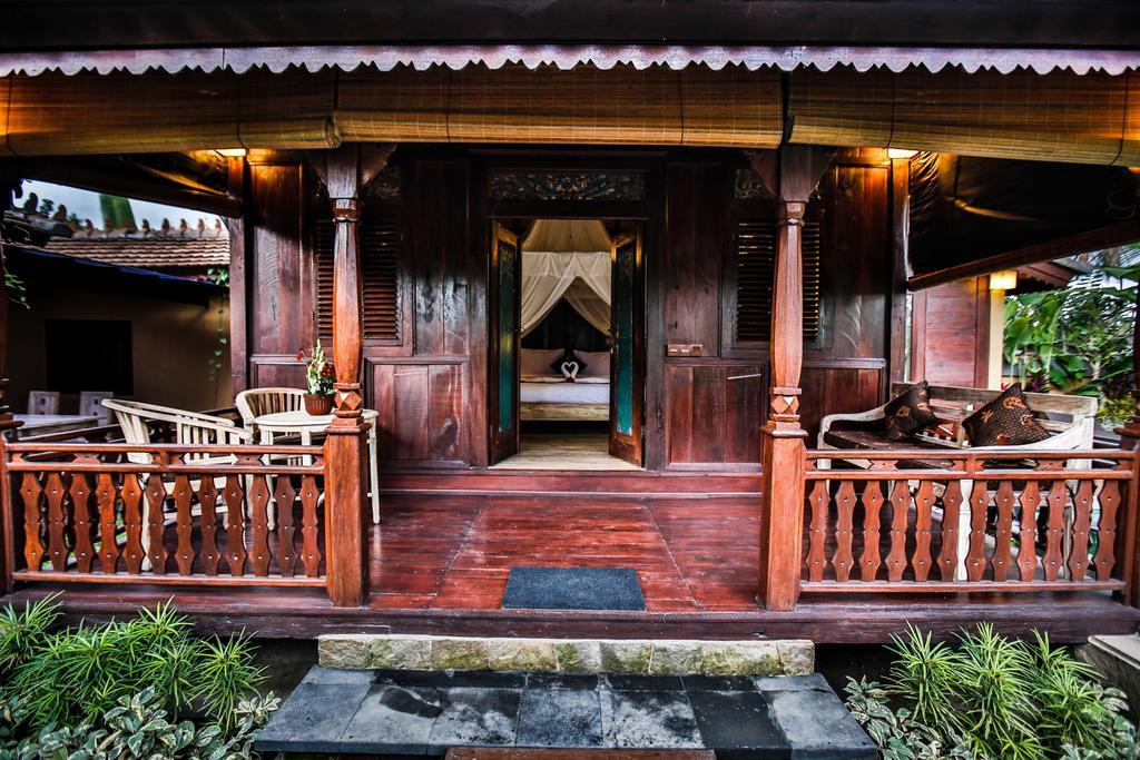 Nini Ubud